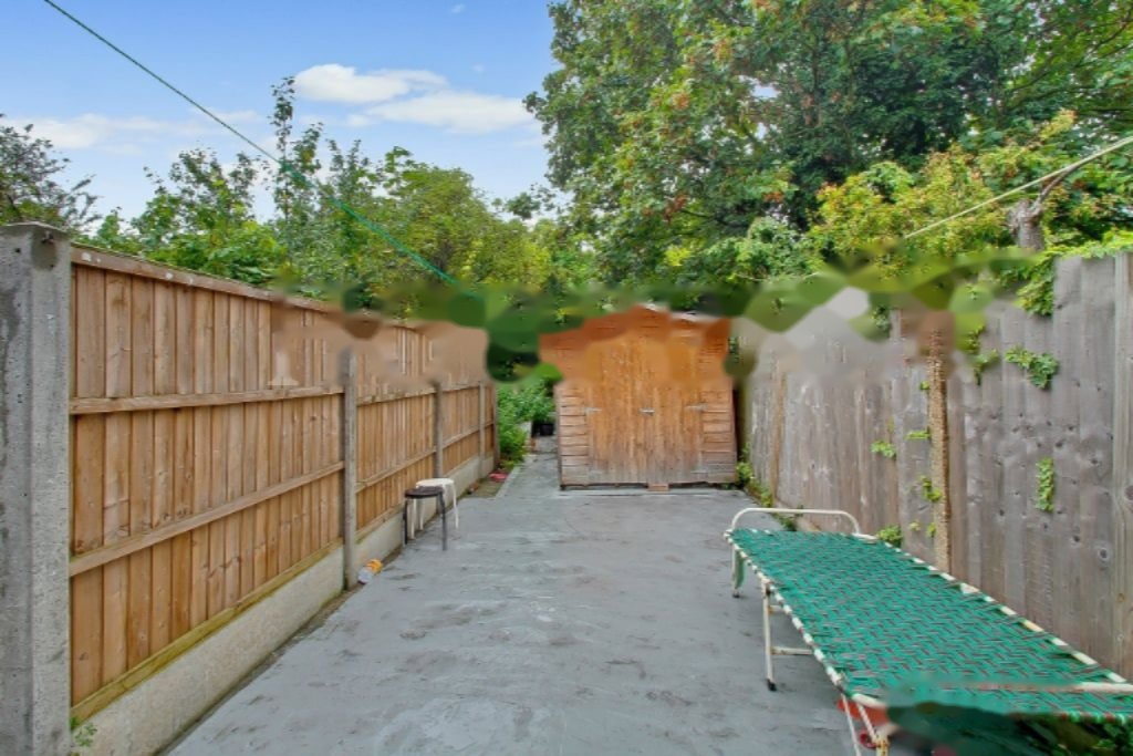 Flat in London, United Kingdom - picture 4