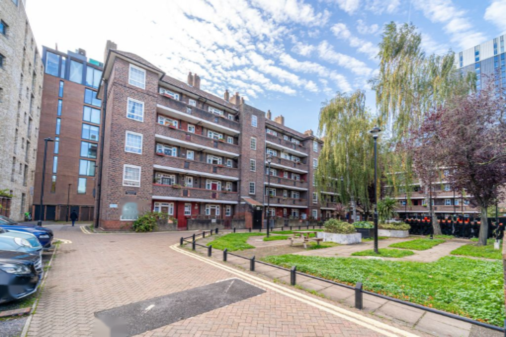 Flat in London, United Kingdom, 42 m² - picture 5