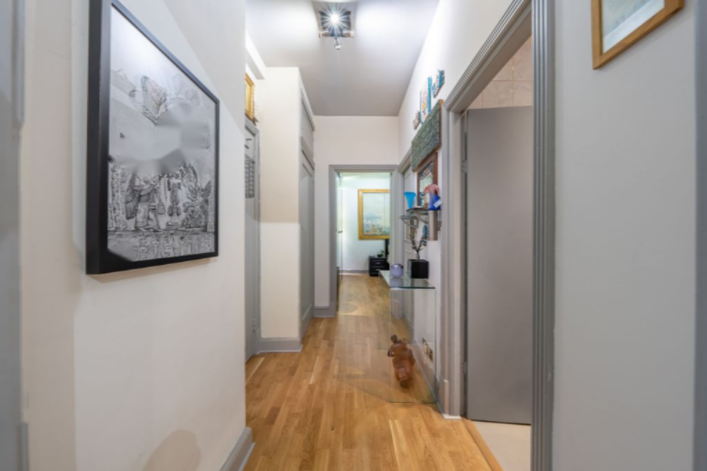 Flat in London, United Kingdom, 48 m² - picture 9