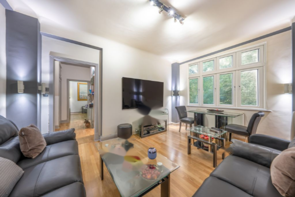 Flat in London, United Kingdom, 48 m² - picture 10