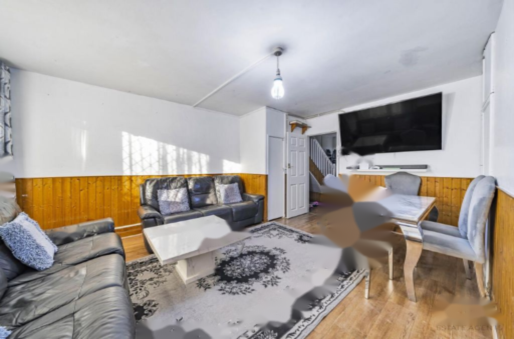 Flat in London, United Kingdom - picture 10