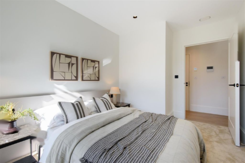 Flat in London, United Kingdom, 41 m² - picture 13