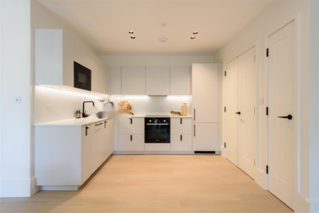 Flat in London, United Kingdom, 41 m² - picture 17