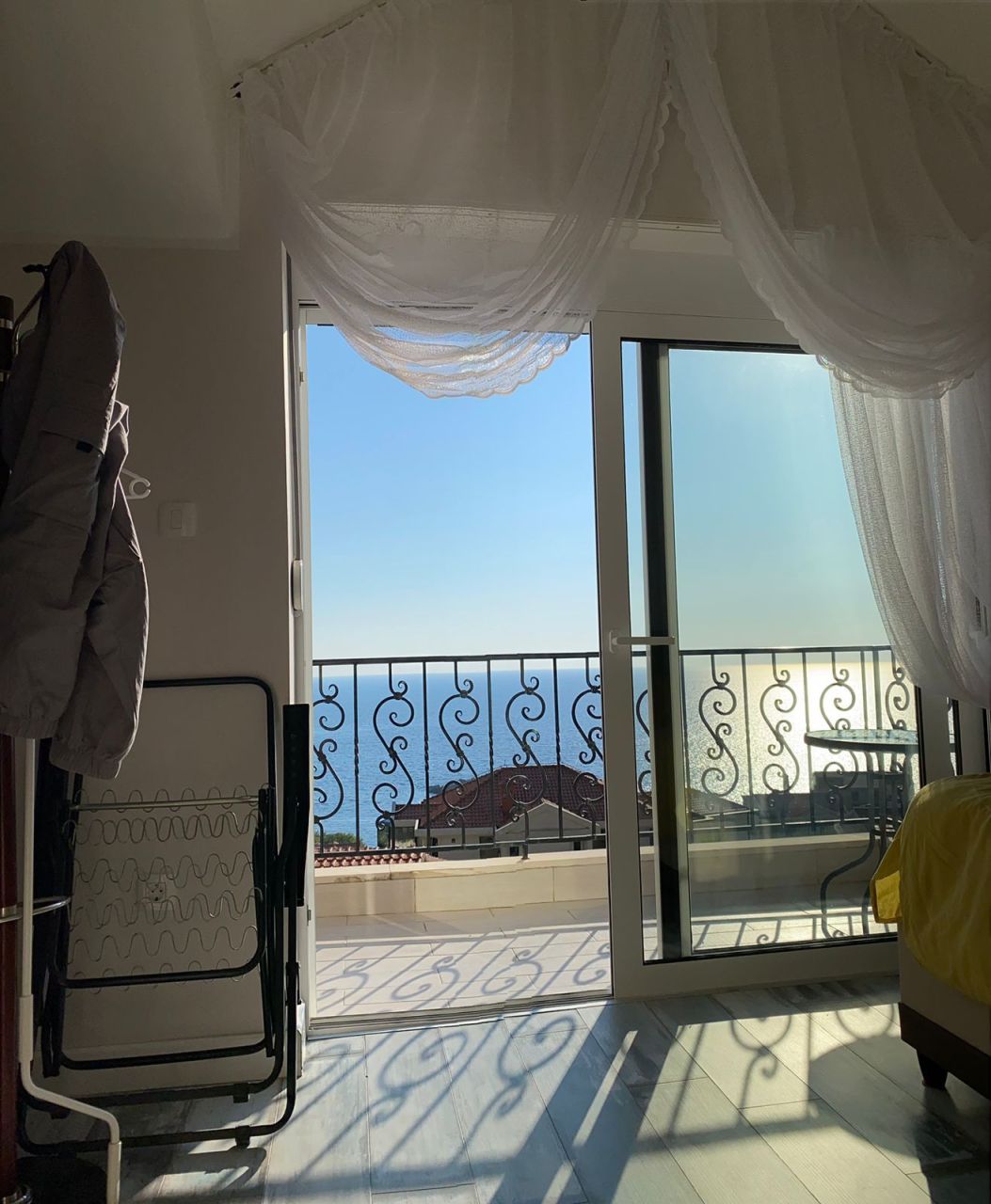 Ático en Sveti Stefan, Montenegro, 92 m² - imagen 2