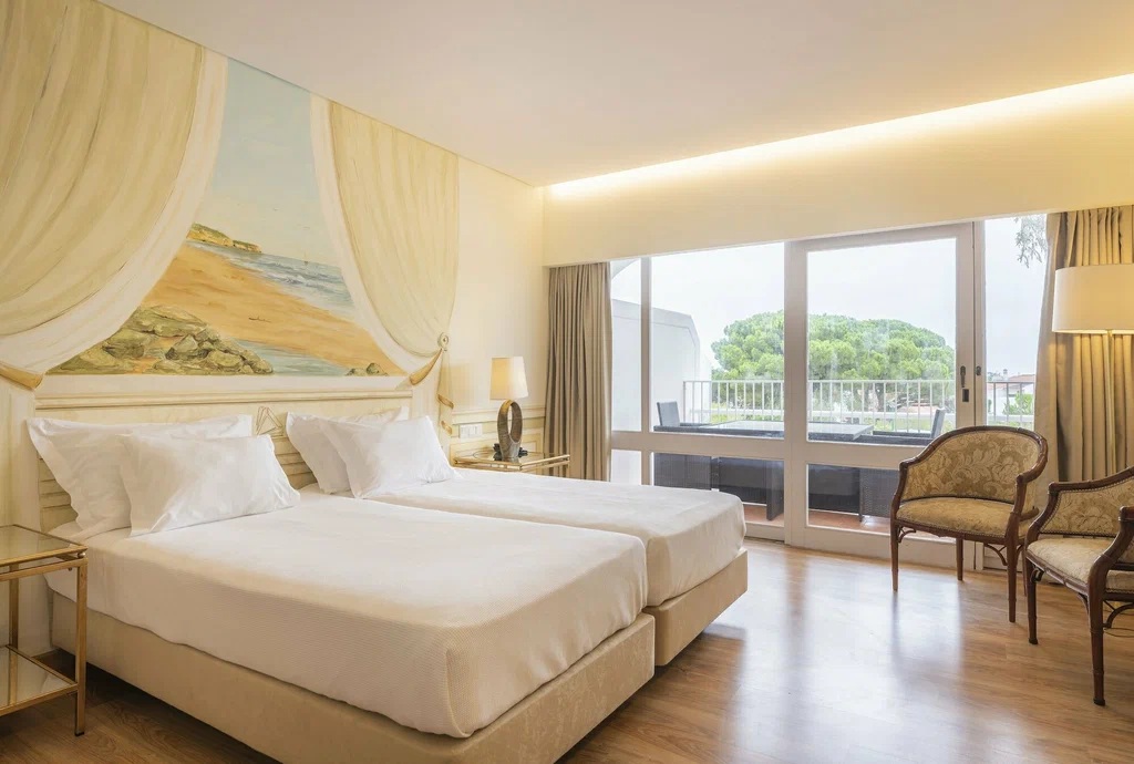 Hotel en Carvoeiro, Portugal, 188 m² - imagen 1