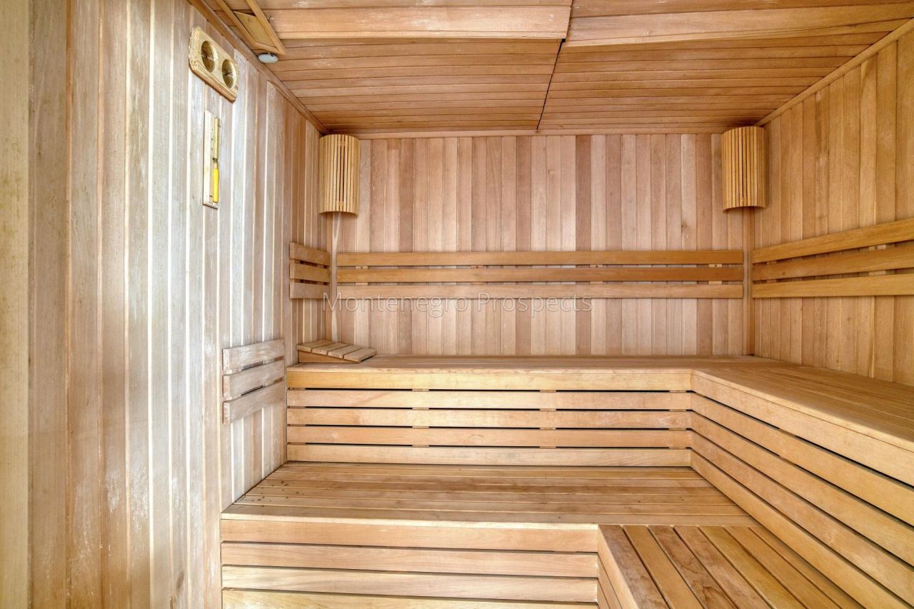 Villa in Prcanj, Montenegro, 800 m² - picture 8