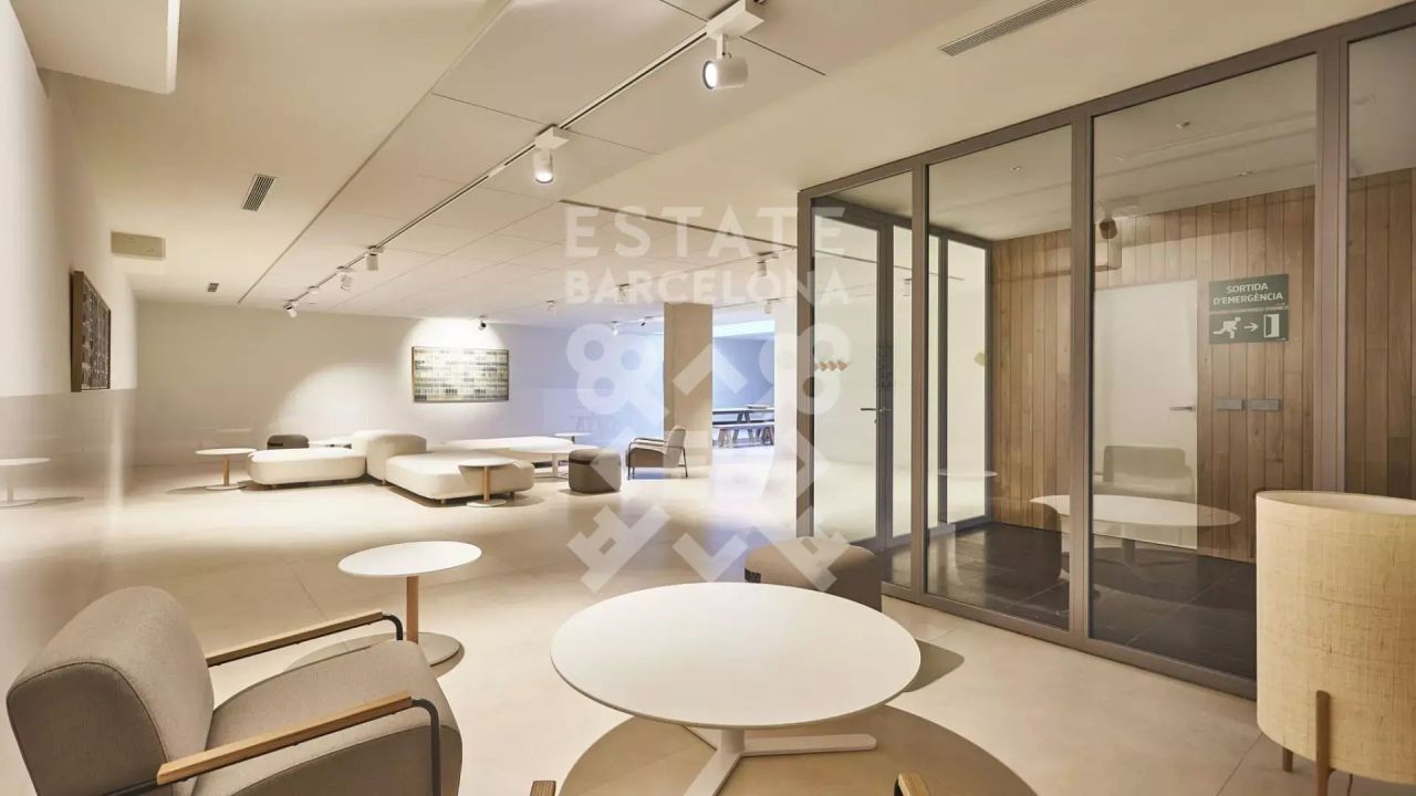 Piso en Barcelona, España, 180 m² - imagen 4