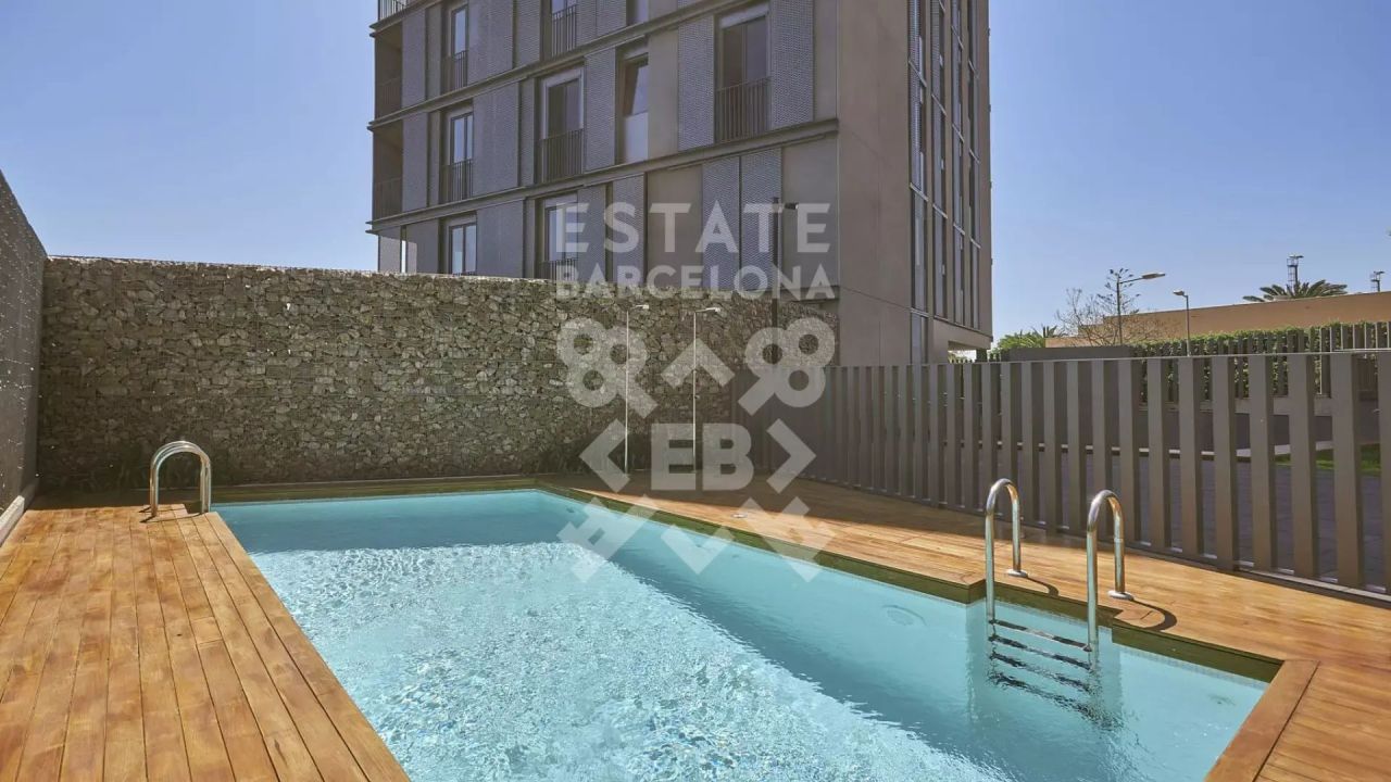 Piso en Barcelona, España, 180 m² - imagen 2