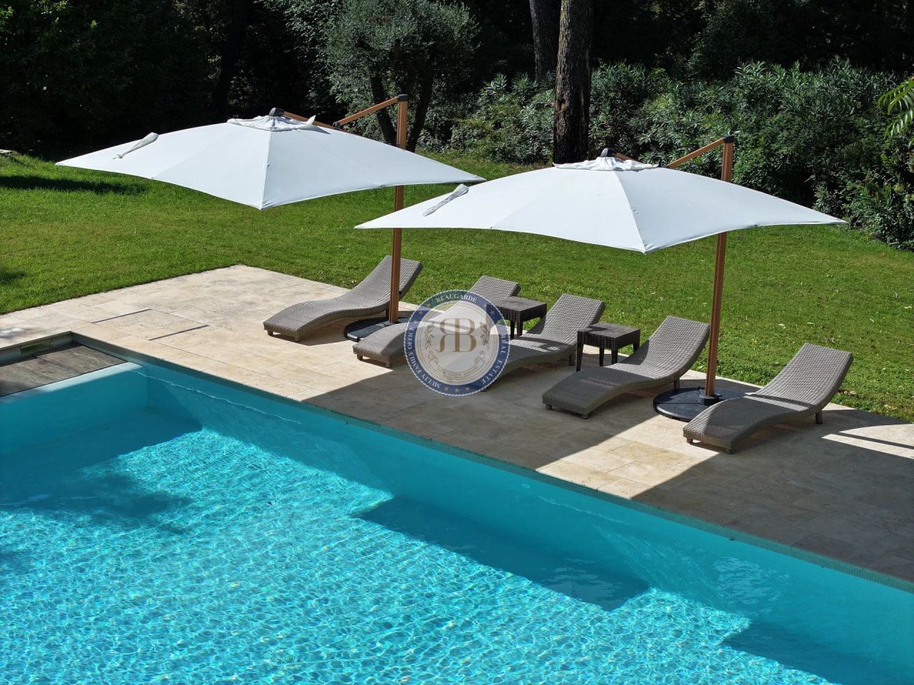 House in Mougins, France, 520 m² - picture 7