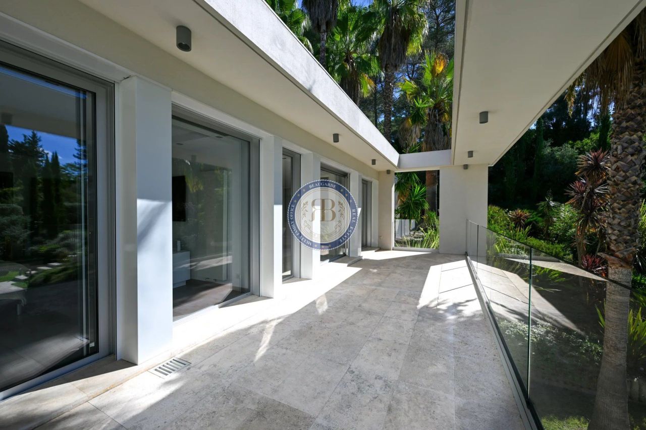 House in Mougins, France, 520 m² - picture 14