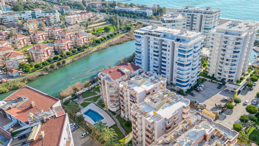 Flat in Alanya, Turkey, 90 m² - picture 1