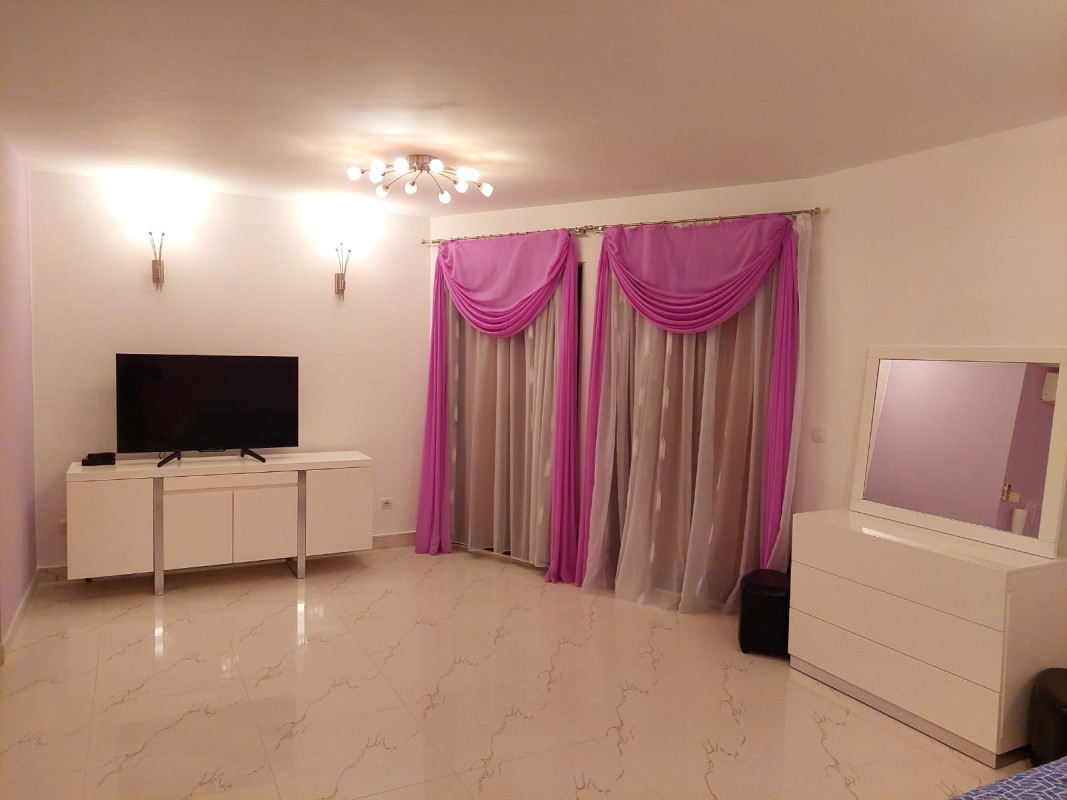 Casa en Kamenari, Montenegro, 250 m² - imagen 9