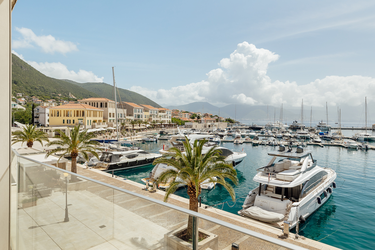 Appartement à Herceg-Novi, Monténégro, 82 m² - image 3