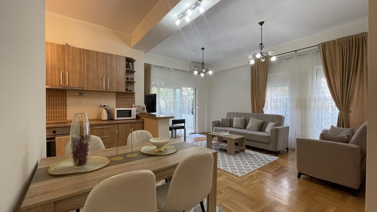 Appartamento a Budva, Montenegro, 189 000 m² - foto 1