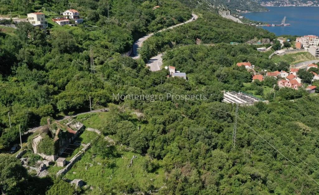 Terreno a Morinj, Montenegro, 4 062 m2 - foto 2