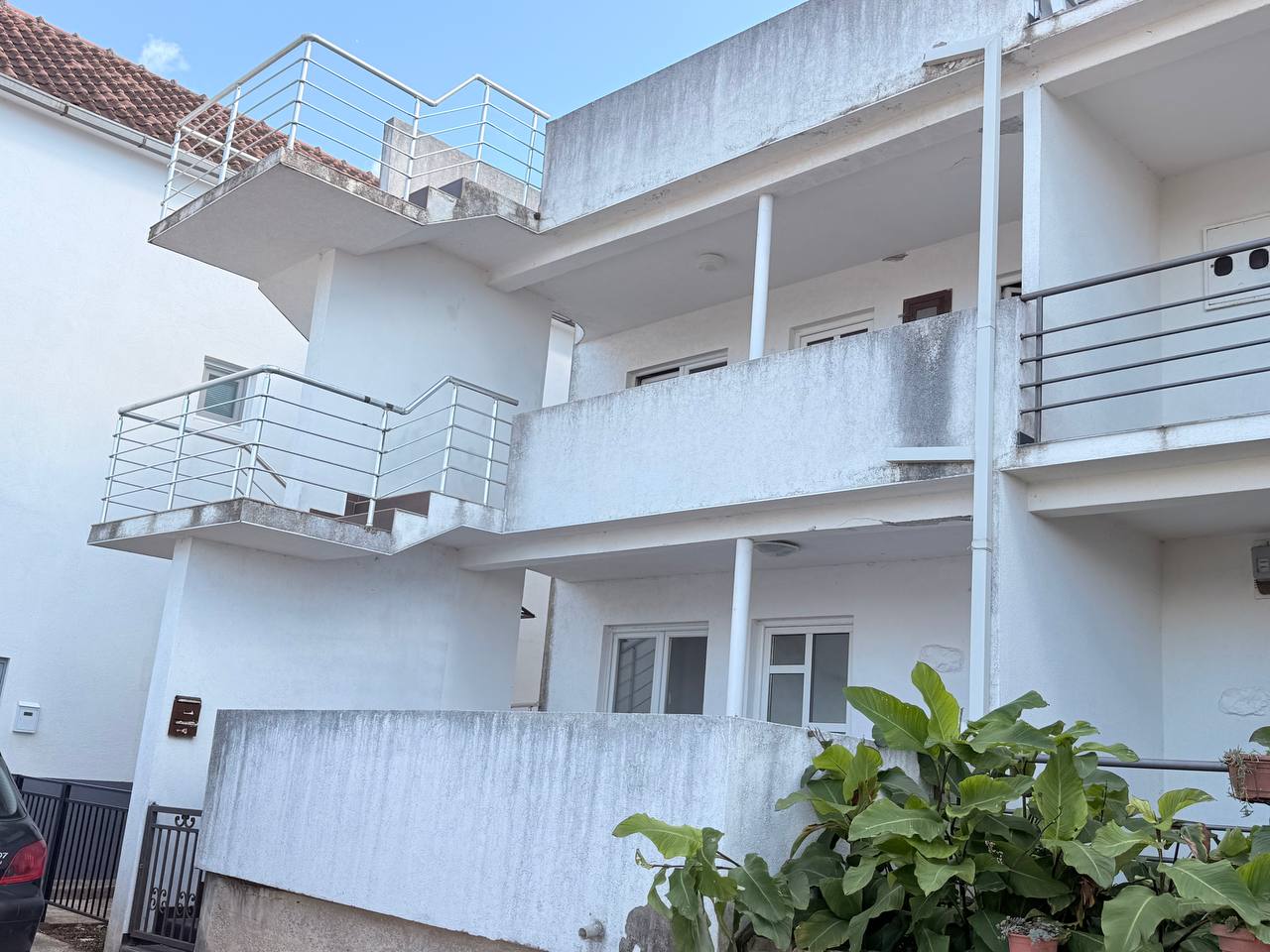 Maison à Dobra Voda, Monténégro, 120 m² - image 1