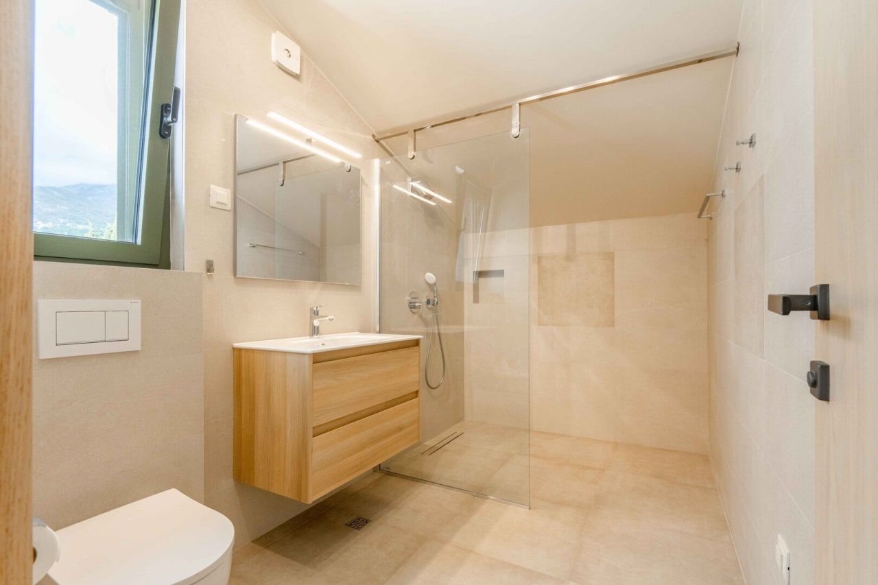 House in Budva, Montenegro, 204 m² - picture 14