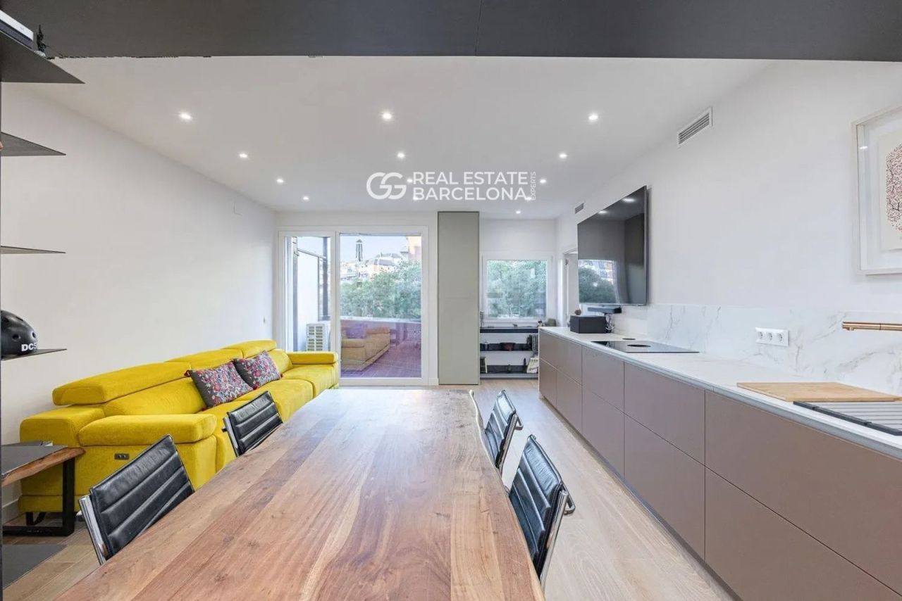 Flat in Eixample, Spain, 99 m² - picture 5