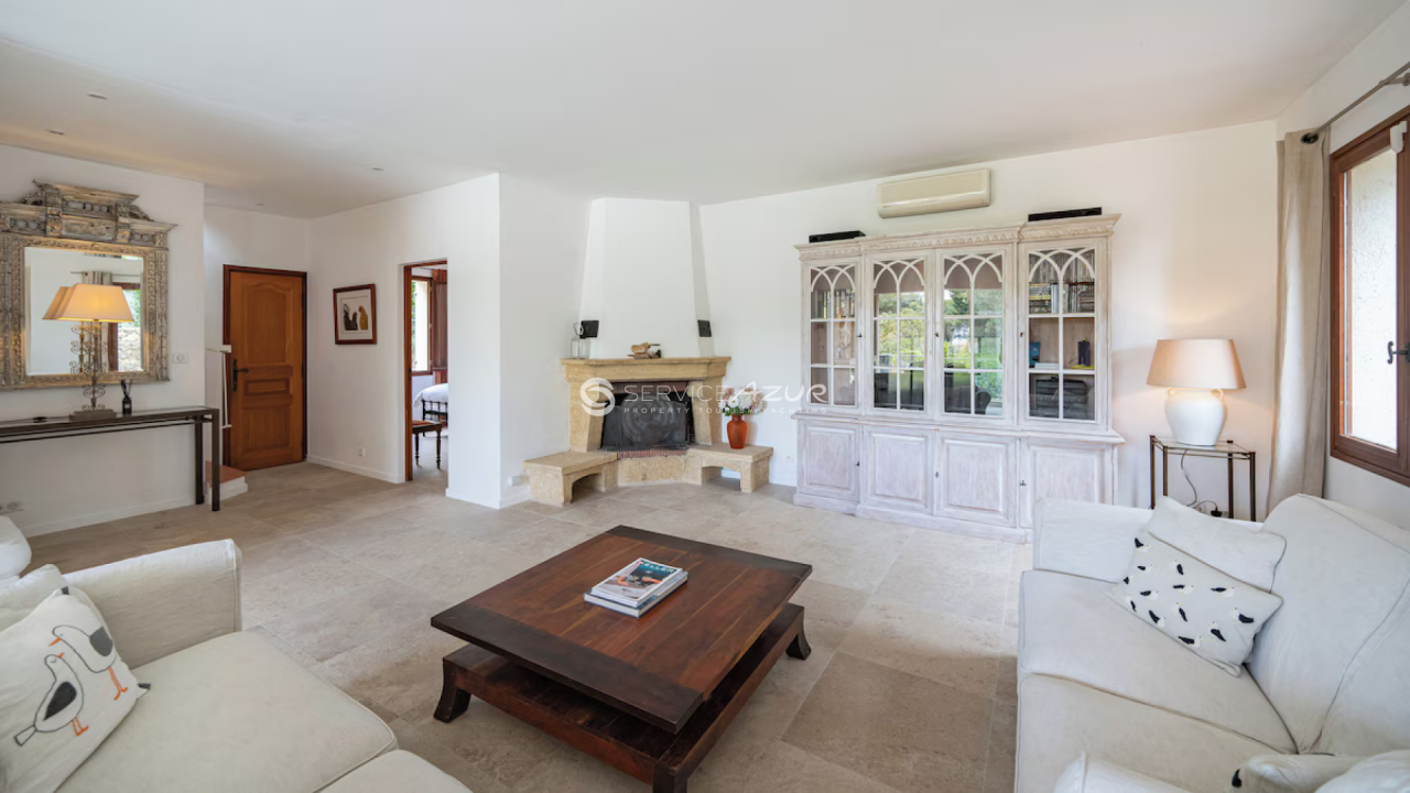 Villa a Antibes, Francia, 160 m² - foto 11