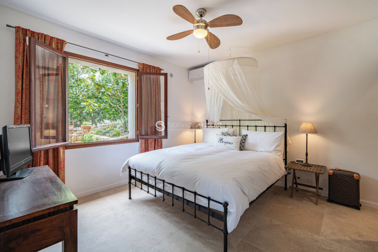 Villa a Antibes, Francia, 160 m² - foto 16