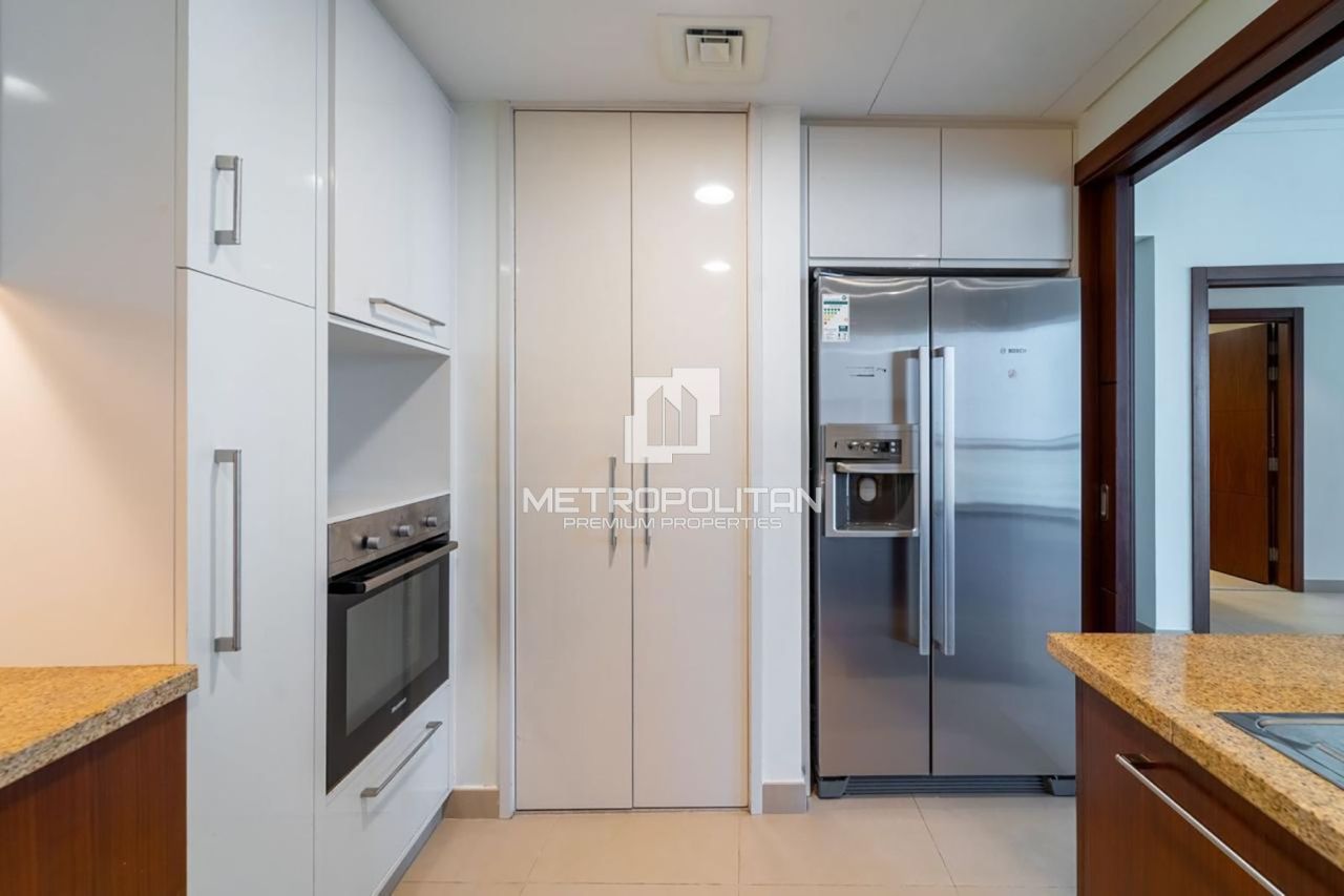 Apartment in Dubai, UAE, 124 m² - picture 9