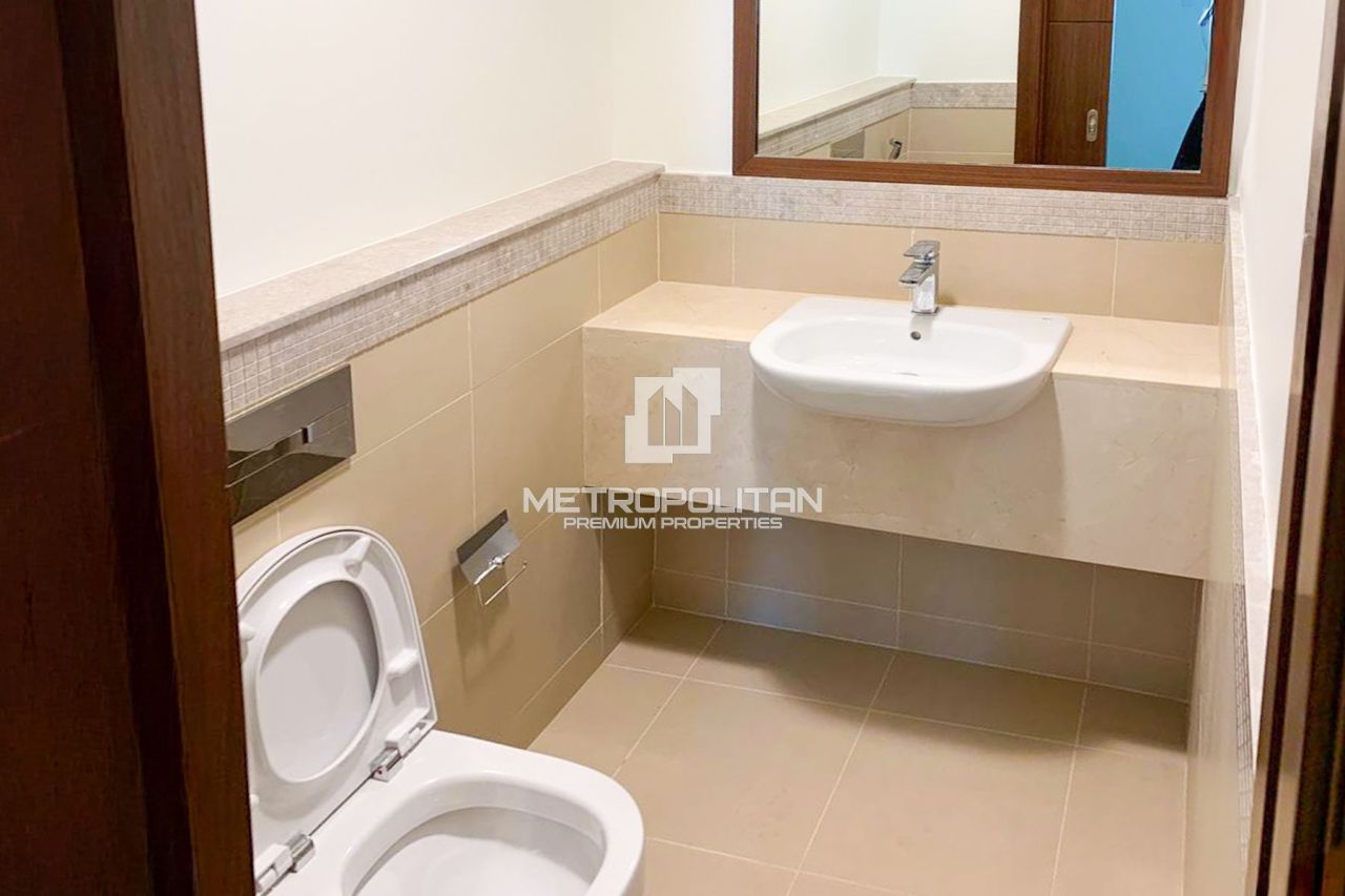 Apartment in Dubai, UAE, 132 m² - picture 10