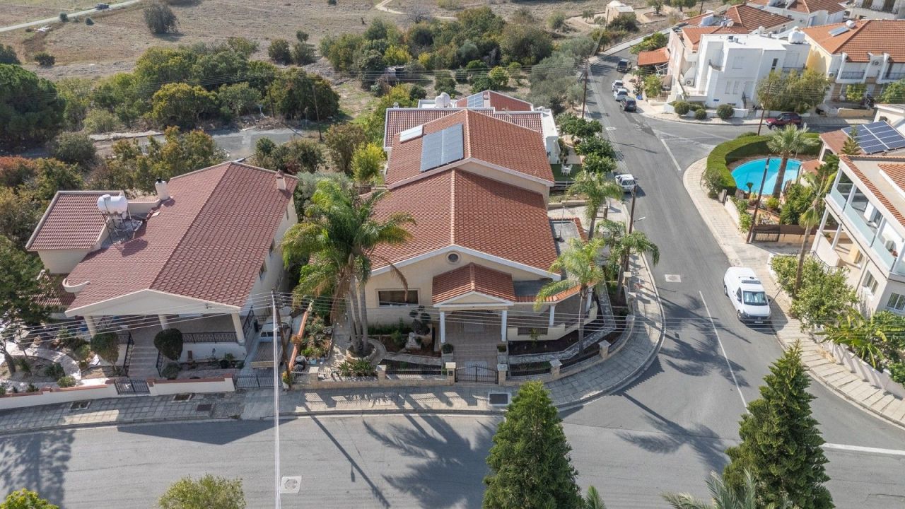Villa a Paphos, Cipro, 420 m² - foto 2