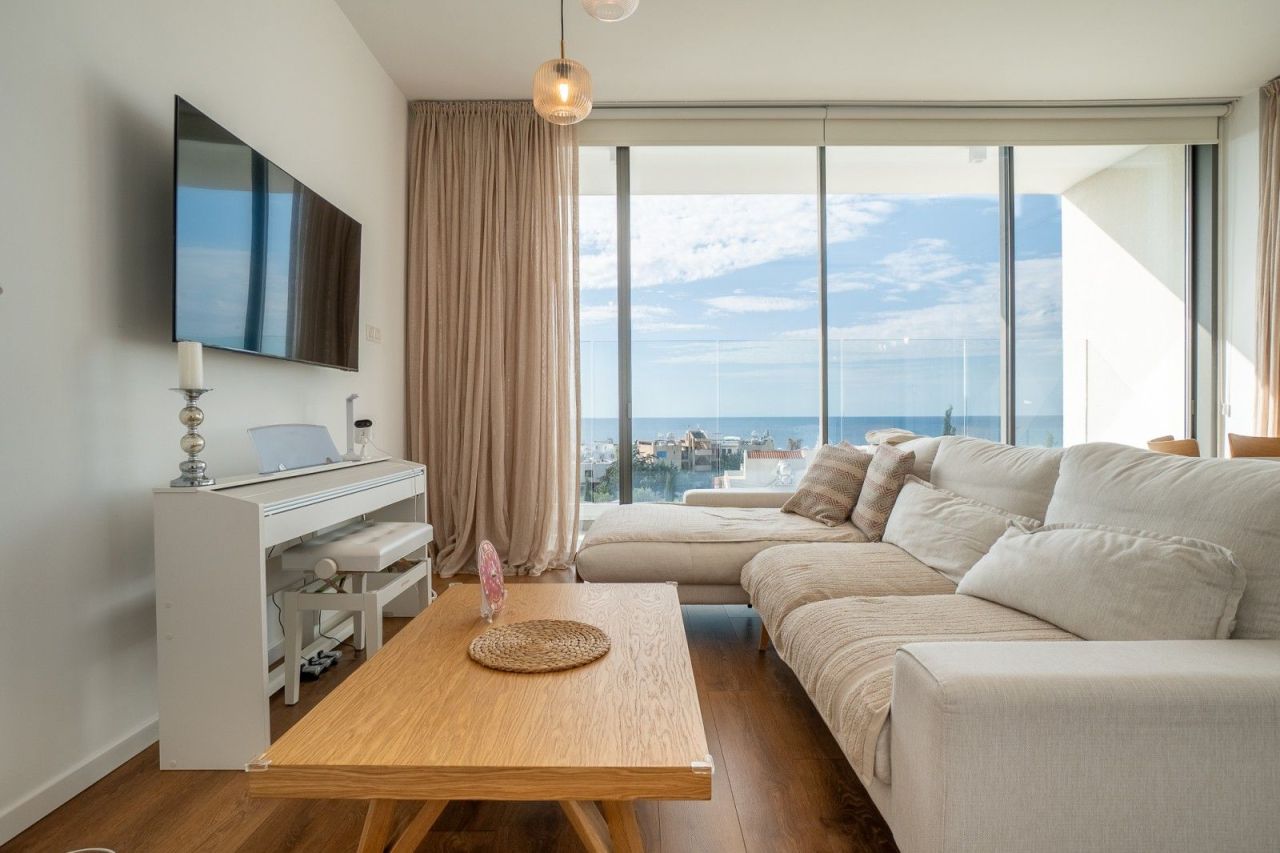 Penthouse in Paphos, Cyprus - picture 5