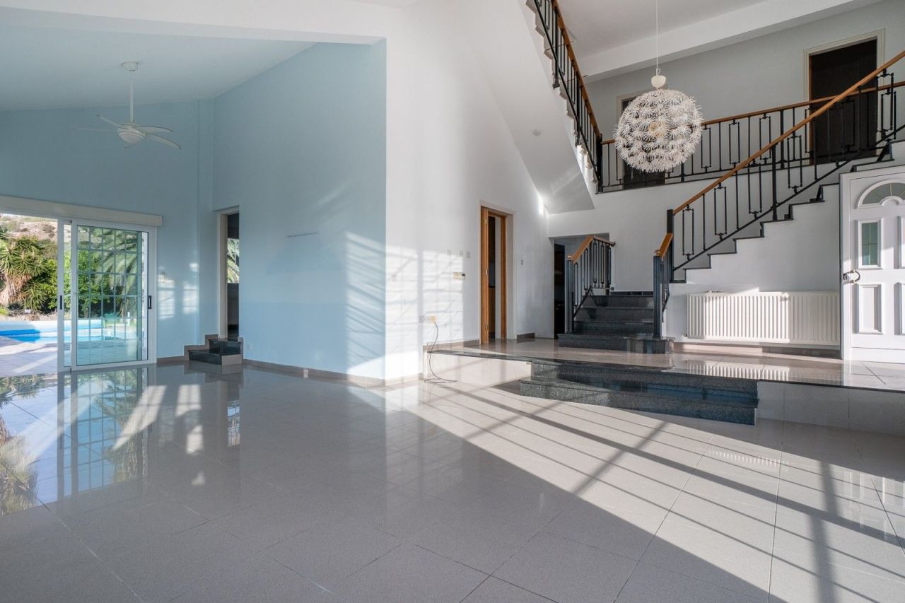 Villa in Paphos, Cyprus, 300 m² - picture 6