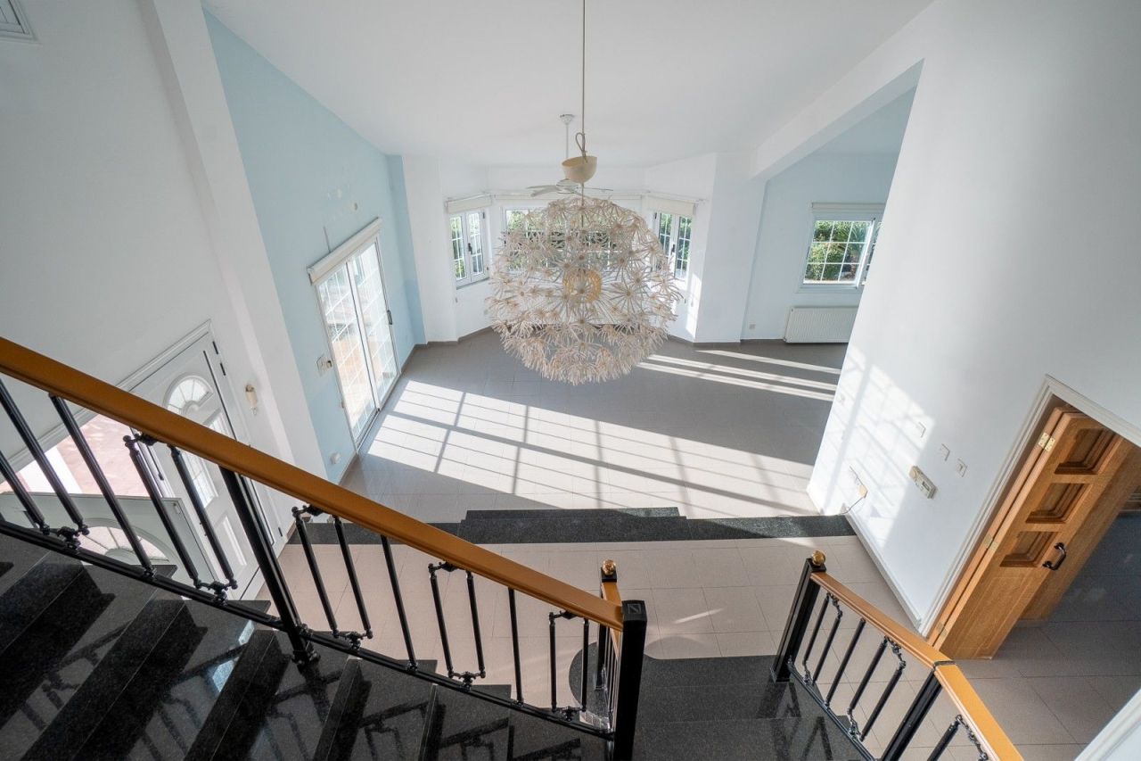 Villa in Paphos, Cyprus, 300 m² - picture 8