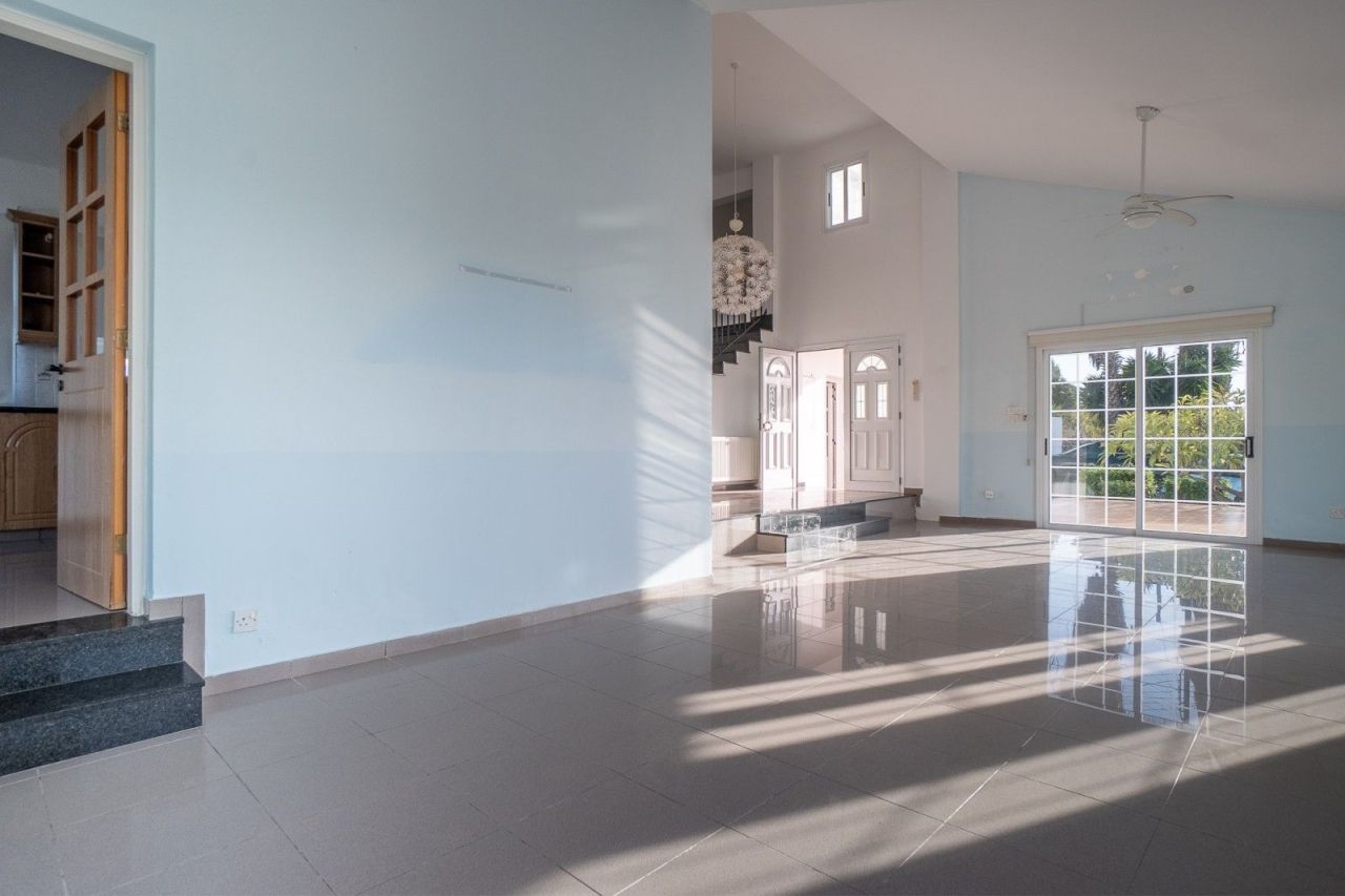 Villa in Paphos, Cyprus, 300 m² - picture 9