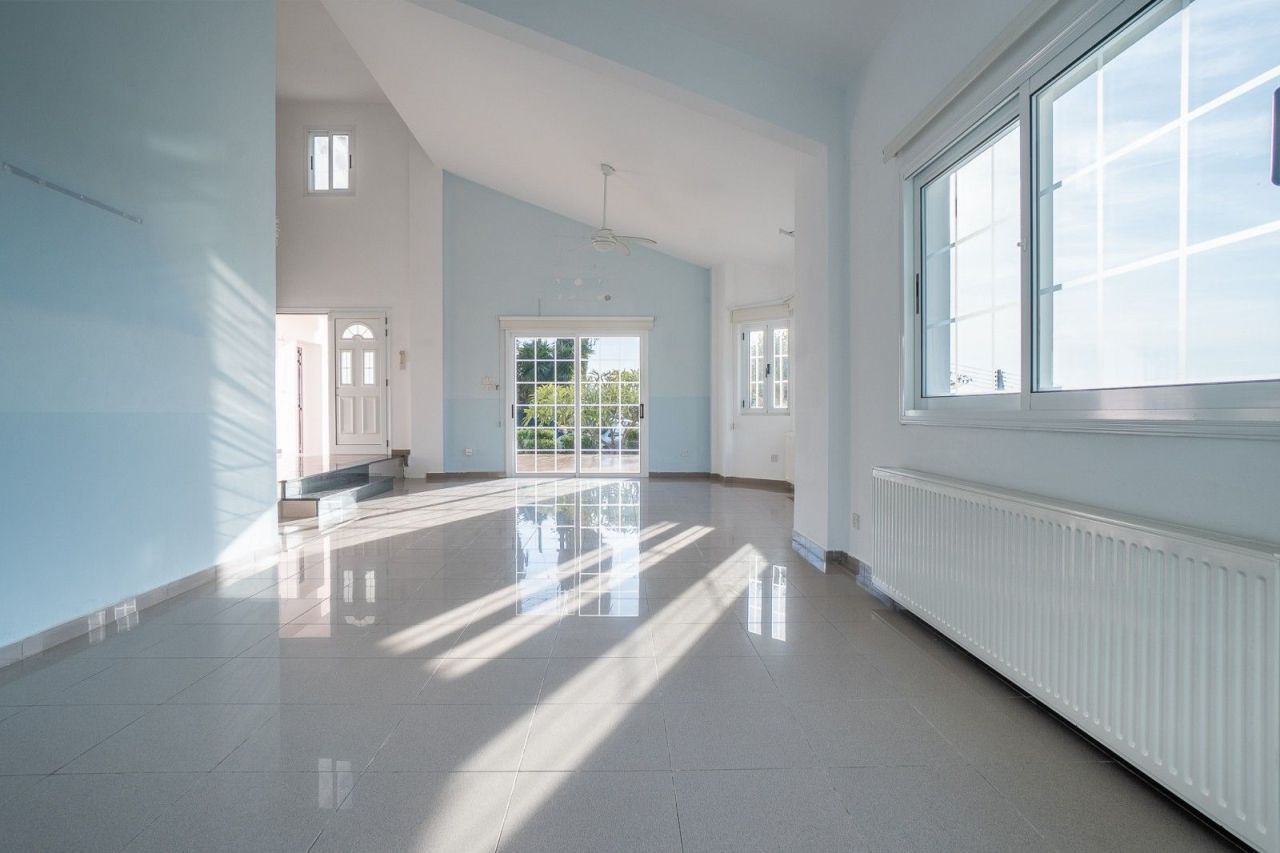 Villa in Paphos, Cyprus, 300 m² - picture 10