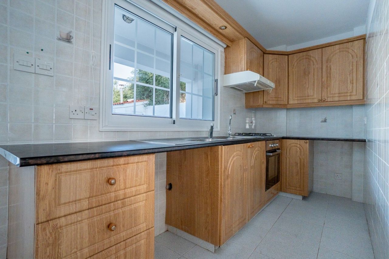 Villa in Paphos, Cyprus, 300 m² - picture 12