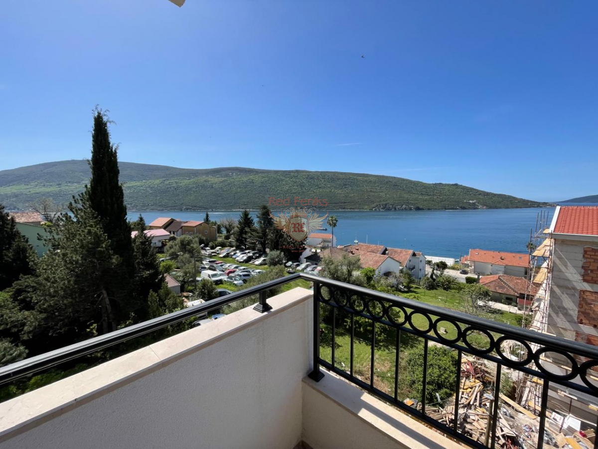 Flat in Kumbor, Montenegro, 87 m² - picture 1