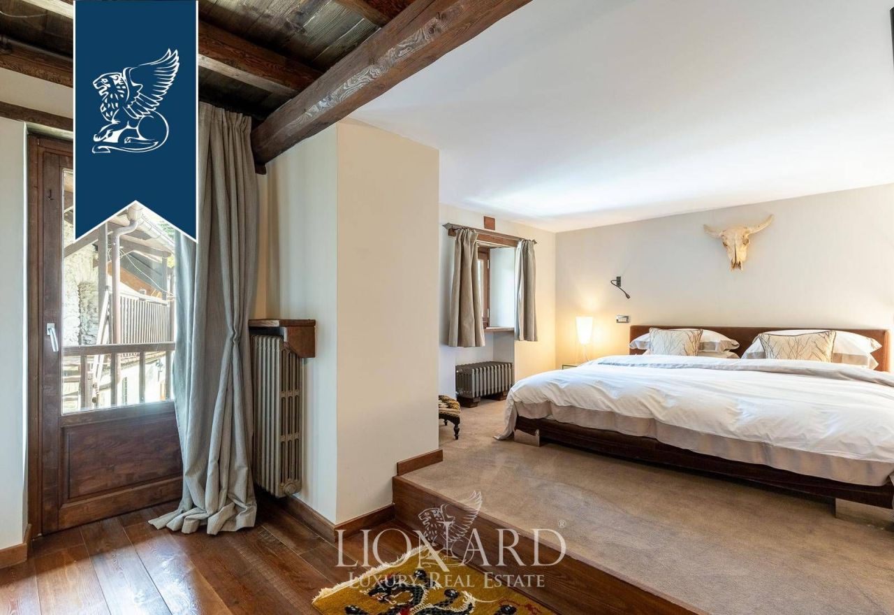 Villa in Turin, Italy, 450 m² - picture 15