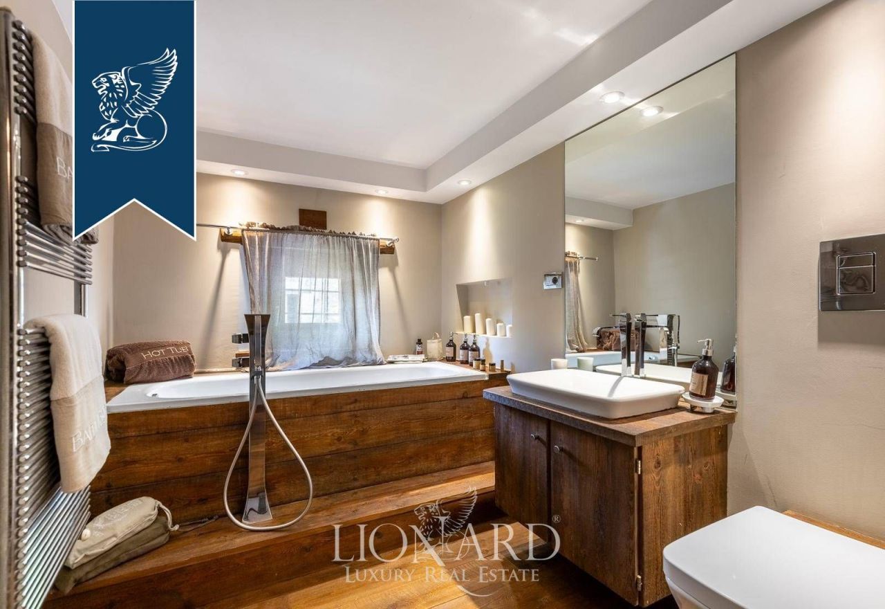 Villa in Turin, Italy, 450 m² - picture 16