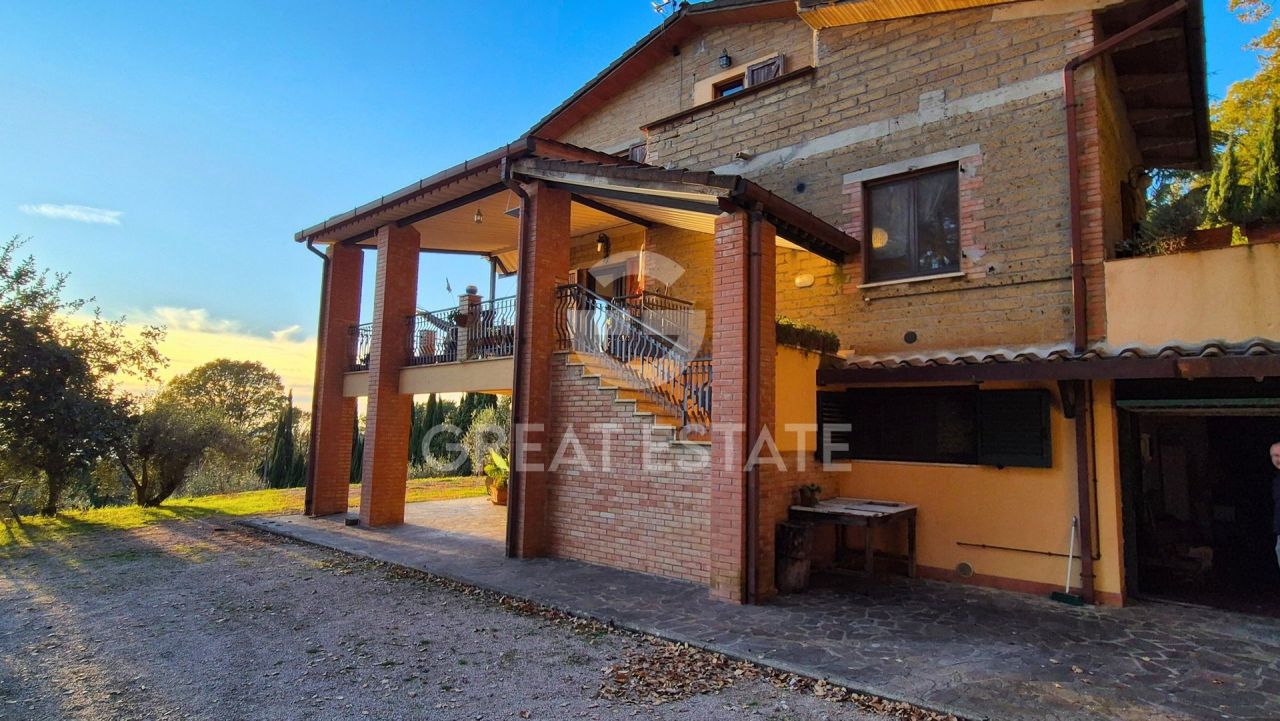 Haus in Perugia, Italien, 320.65 m² - Foto 4