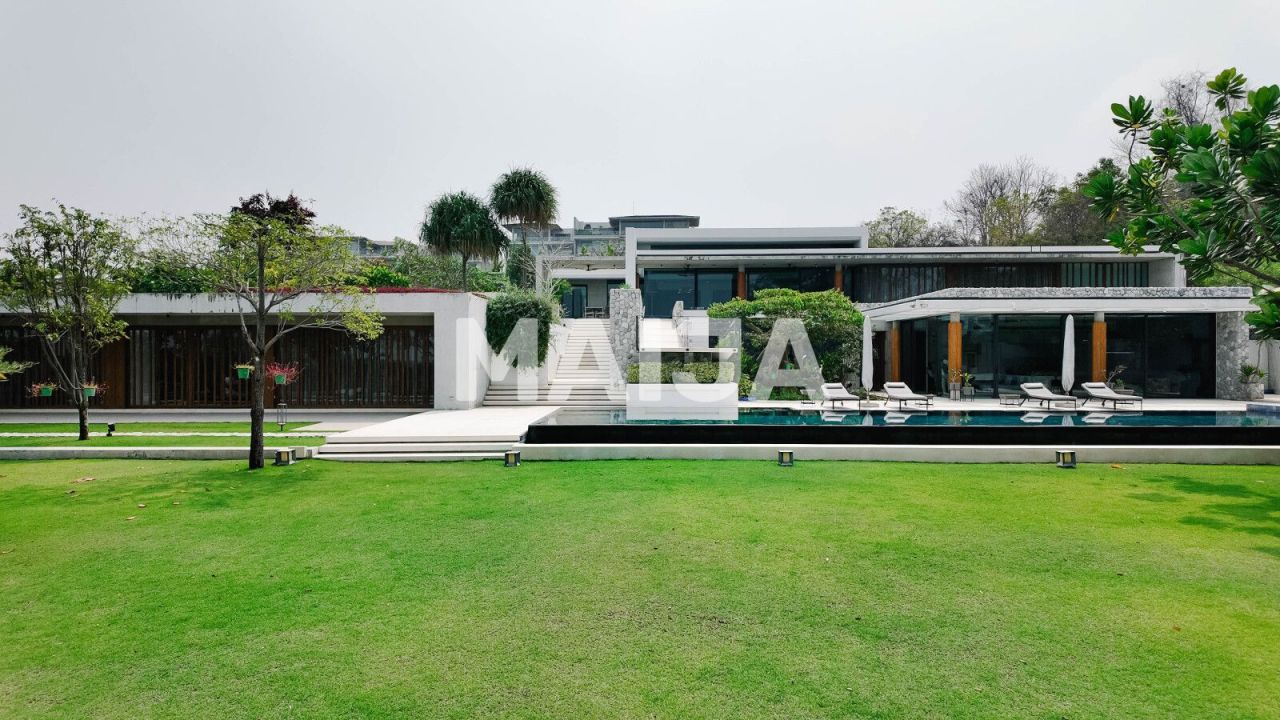 Casa Sattahip, Thailandia, 1 533 m² - foto 1