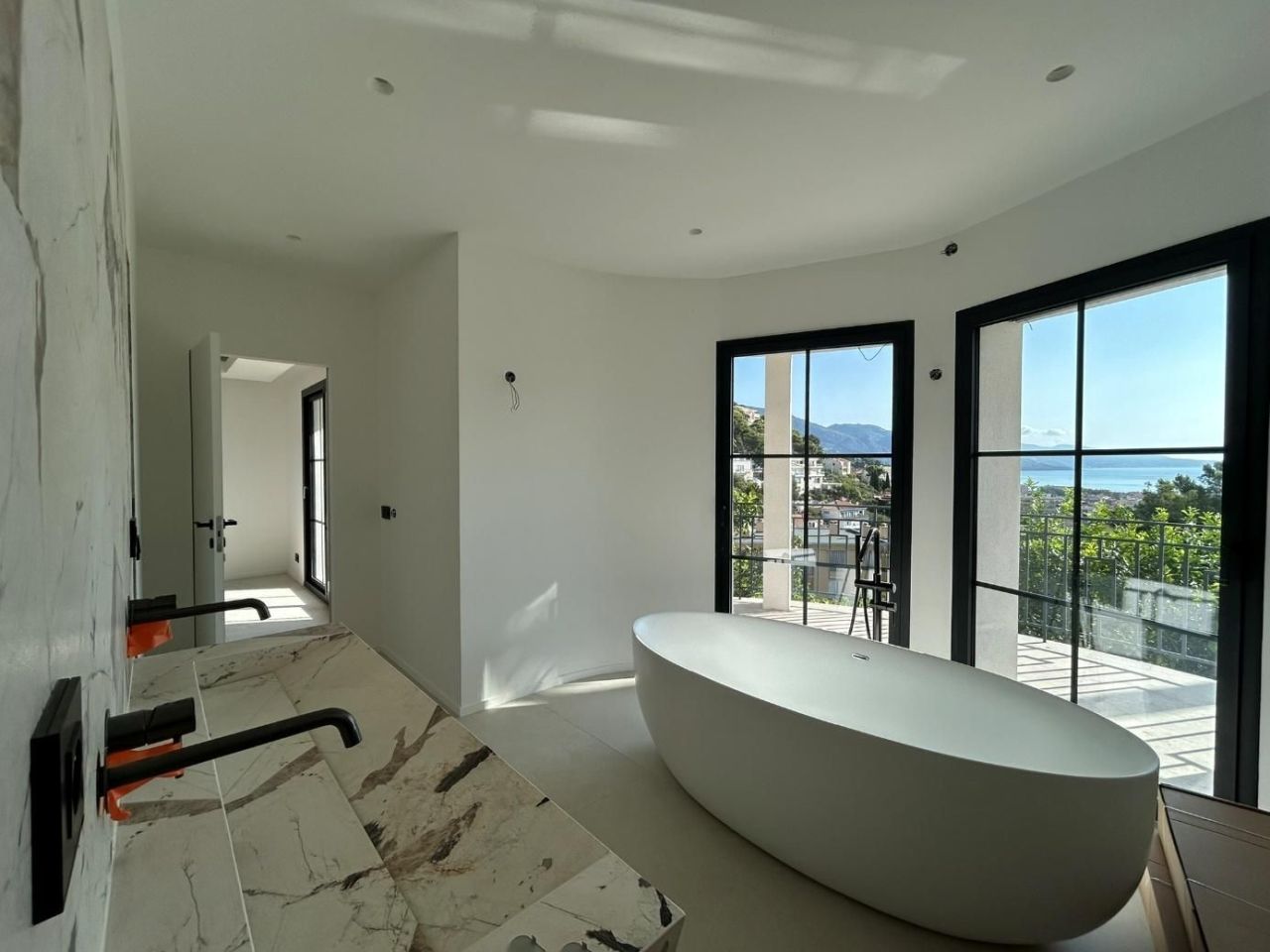 Villa on Cap Martin, France, 250 m² - picture 10