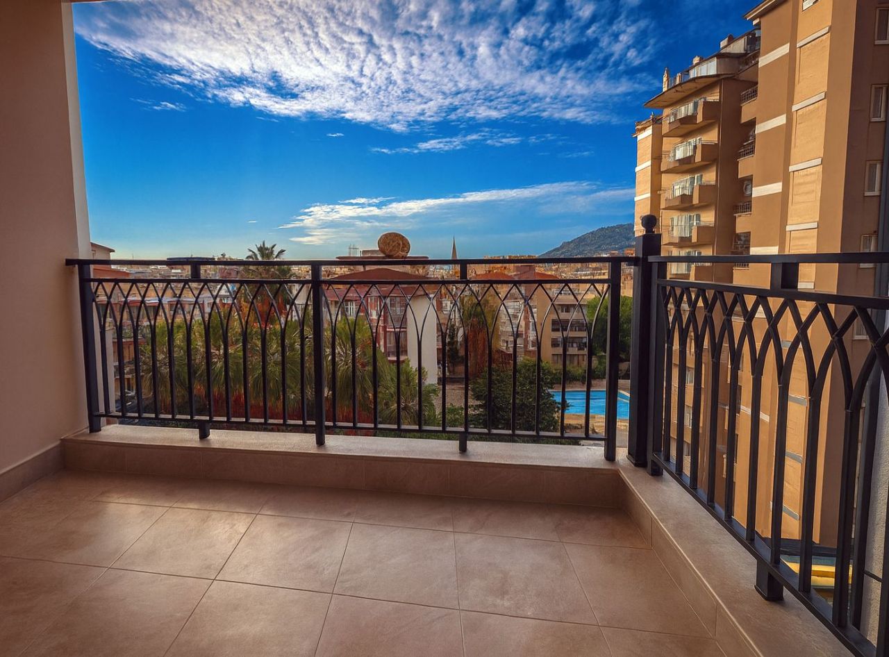 Flat in Alanya, Turkey, 59 m² - picture 1