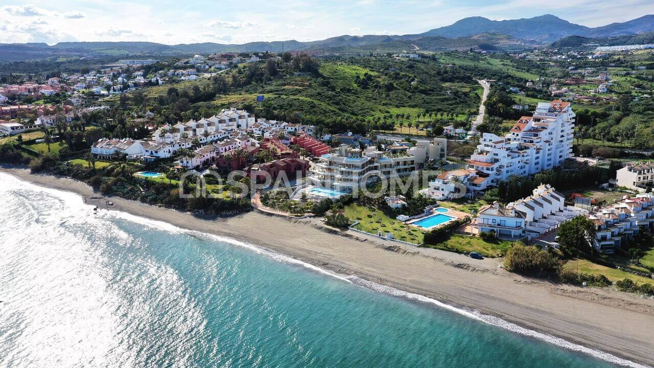 Appartement à Estepona, Espagne, 210 m² - image 1