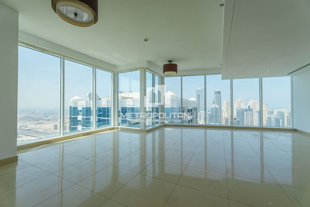 Appartamenti a Dubai, EAU, 216 m² - foto 1