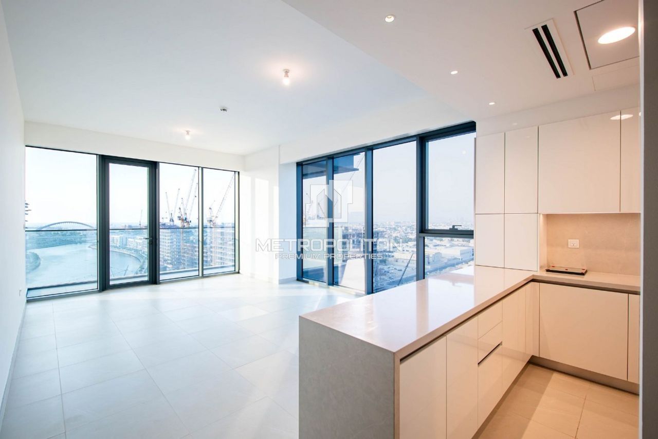 Apartment in Dubai, UAE, 150 m² - picture 2