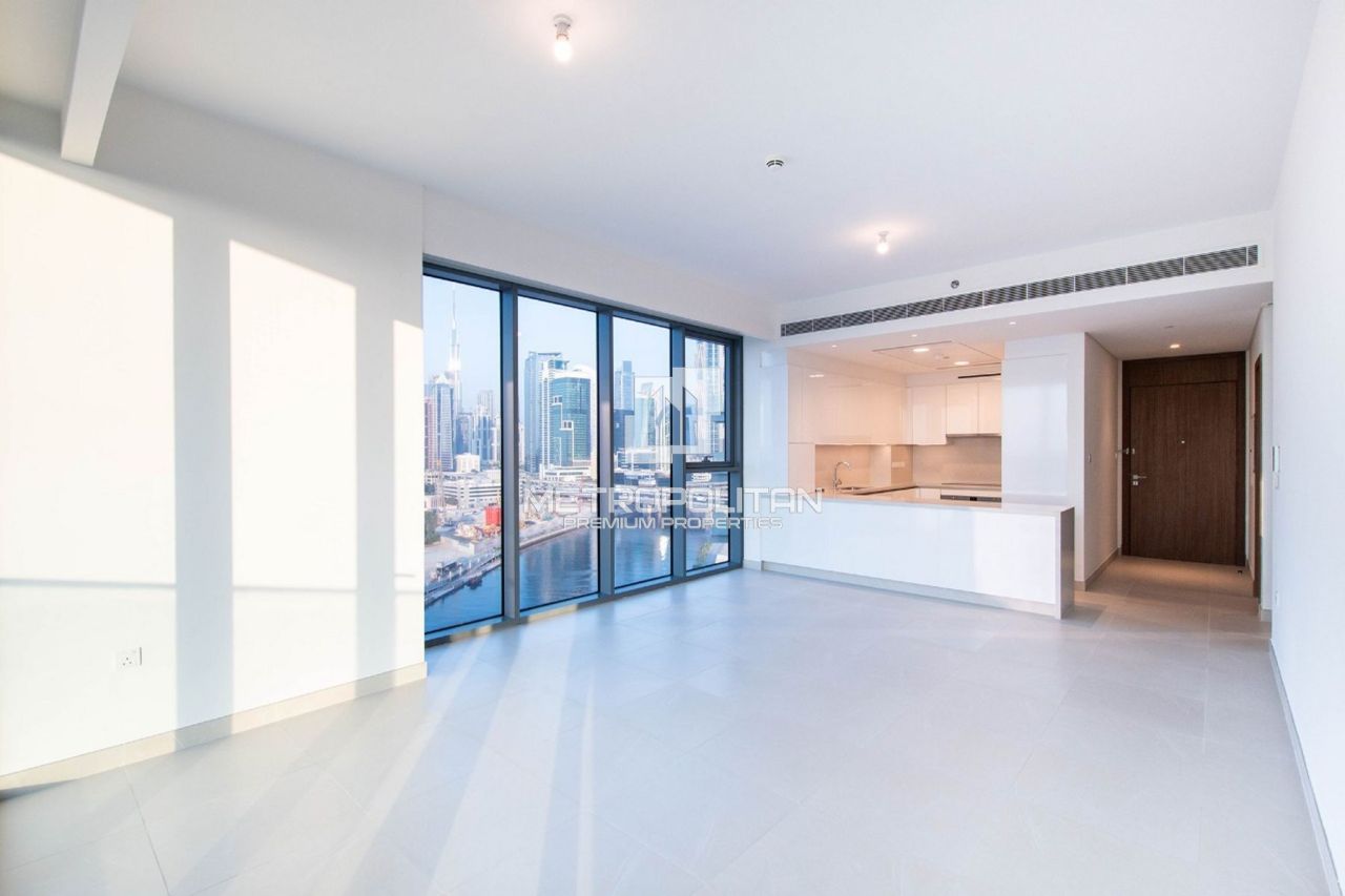 Apartment in Dubai, UAE, 150 m² - picture 3