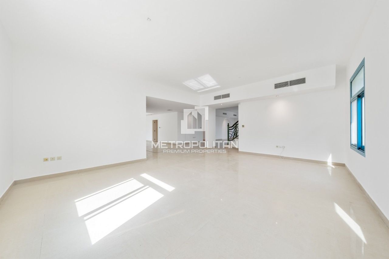 Villa in Dubai, UAE, 888 m² - picture 5