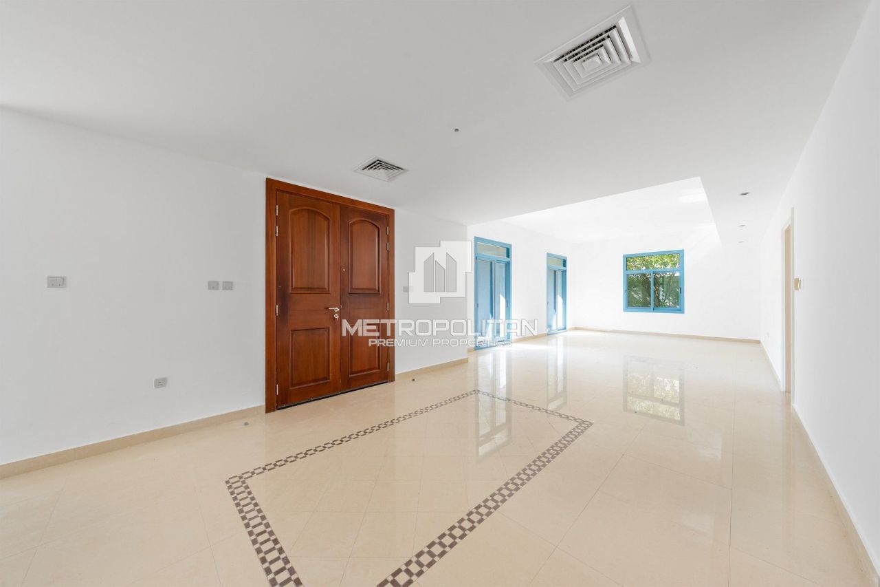 Villa in Dubai, UAE, 888 m² - picture 6