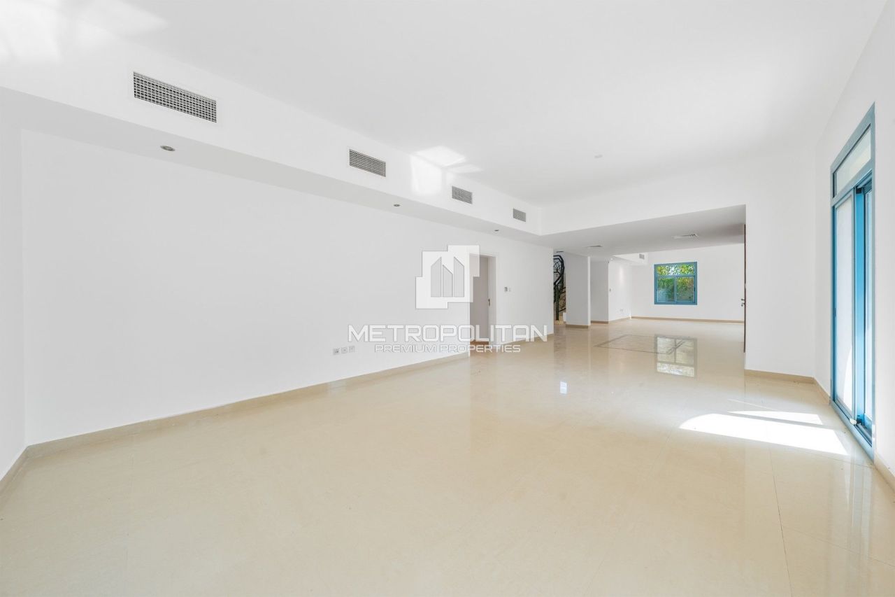 Villa in Dubai, UAE, 888 m² - picture 7