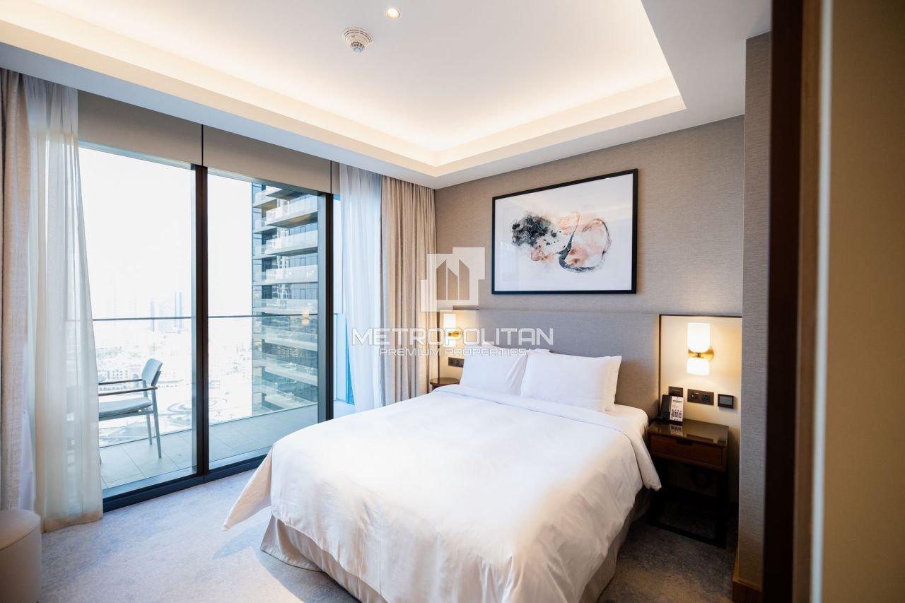 Apartment in Dubai, UAE, 156 m² - picture 8