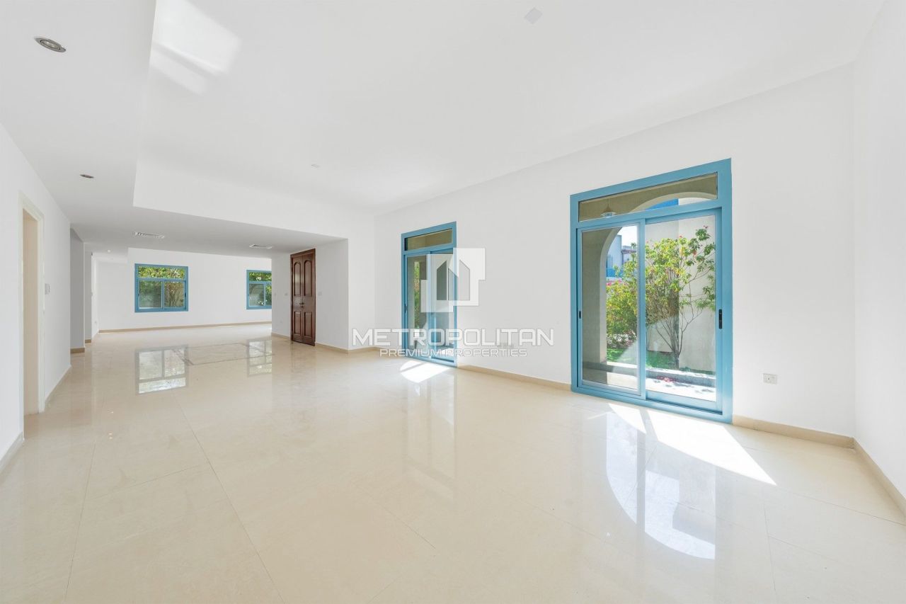 Villa in Dubai, UAE, 888 m² - picture 8