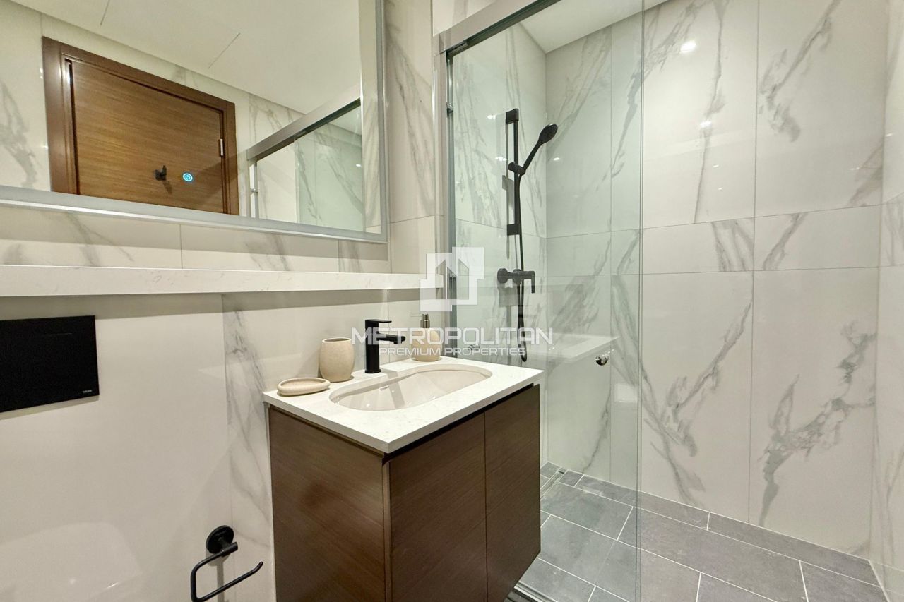 Apartment in Dubai, UAE, 146 m² - picture 9